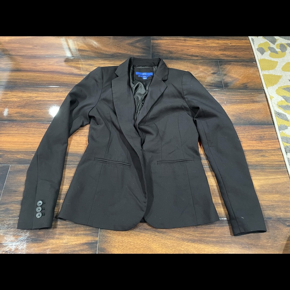Apt 9 Blazer
